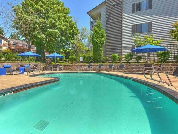 $2,099 / 2br - 1120ft2 - Refrigerator, Off Street Parking, Extra Storage Space, Carpeting63862287154179121