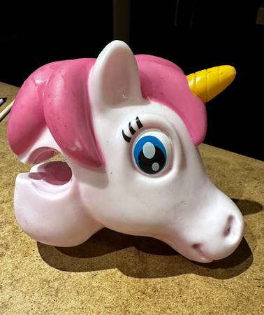 Micro Kickboard ScootaHeadz Unicorn Scooter Head 1