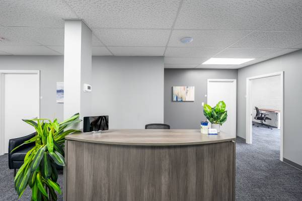 $600 Fully Remodeled Office Spaces at The Twins Office Complex (Oak Lawn)63898983747459124