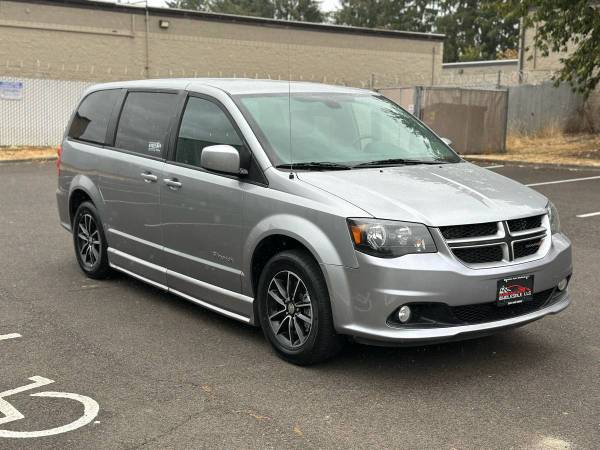 2019 Dodge Grand Caravan GT - FURGONETA PARA SILLA DE RUEDAS / ¡SOLO 52,000 KM! - $37,991 (Furgoneta para silla de ruedas en Beaverton)63441451434243124