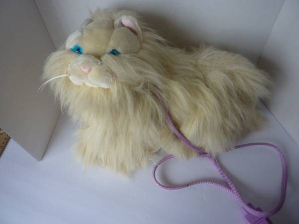 Hasbro Yo Yo My Walking Kitty 1