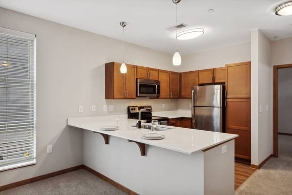 Individual Climate Control, 9-foot ceilings, Community Room 1