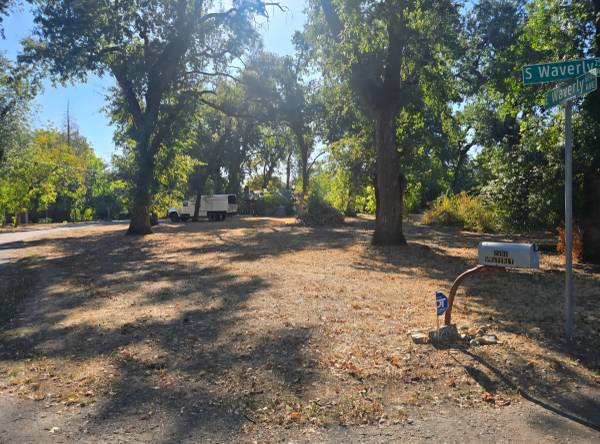 $67,000 ¡Casi 1/2 acre de terreno en un vecindario maravilloso! (Redding)64151588546049122
