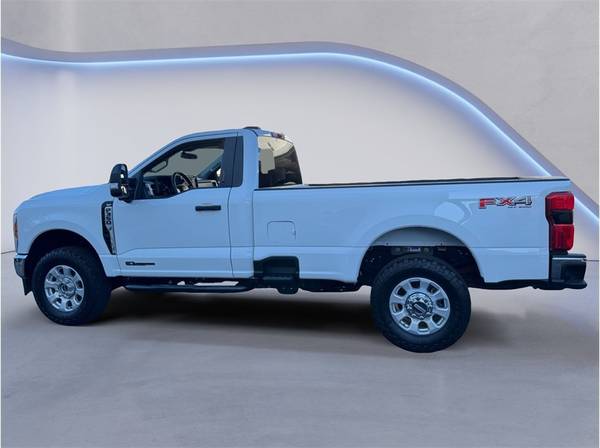2023 Ford Super Duty F-350 - Photo 3