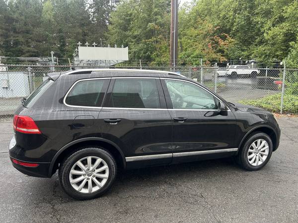 2012 Volkswagen Touareg TDI Sport 4WD -- Diésel, título limpio, asequible - $14,950 (kirkland)63470886665987123