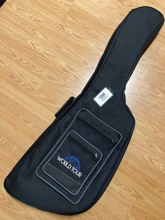 Explorer Shape World Tour Deluxe Guitar Gig Bag - $40 (Jacksonville)63471403365377120