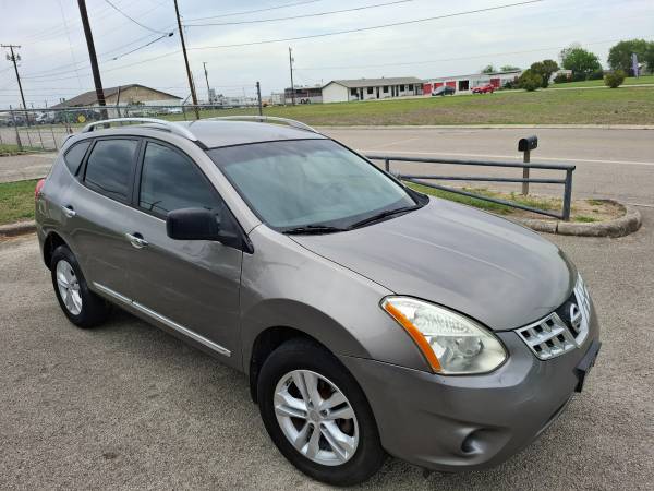 2015 NISSAN ROGUE SELECT "BAJA MILLA. LIMPIO" - $5.900 (NEW BRAUNFELS)63470780094081122