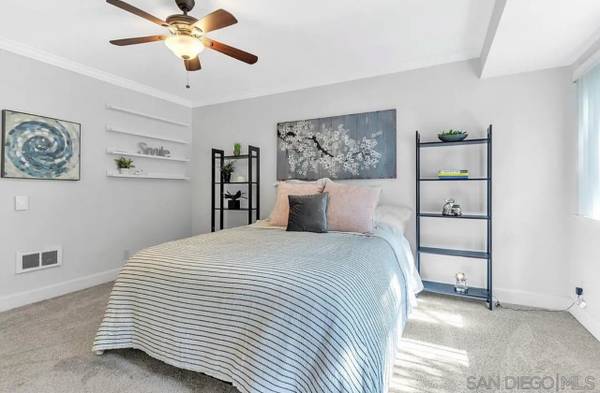 $1,950 / 1br - Charming upstairs condo in the Village of La Jolla (3116 Via Alicante, La Jolla, CA)63701605665923121