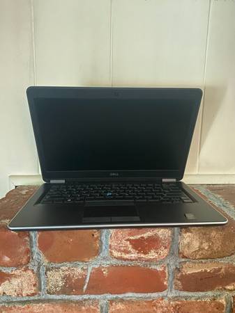 Dell 4th Gen i7 Laptop E7440 with NEW BATTERY 1