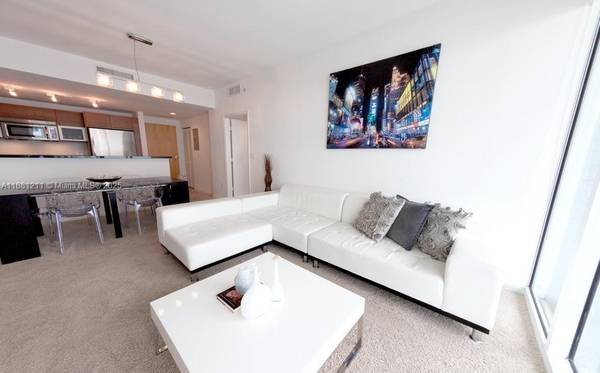 $3,500 / 2br - 929ft2 - Elegant 2bd Condo at Vizcayne North Tower, Miami (Downtown Miami)64049281797379123