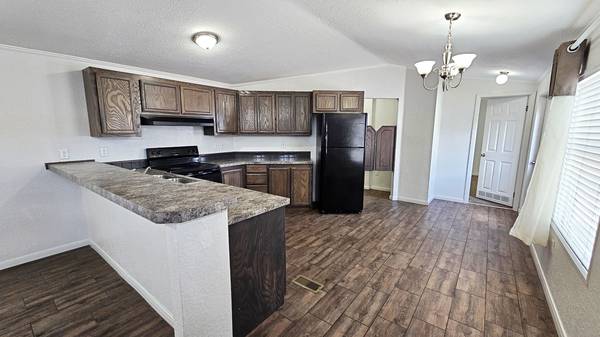 $1,369 / 3br - 1152ft2 - 🔥 Now Renting – Move in with NO Prorated October Rent! 🔥 (Corpus Christi)64036538885123122