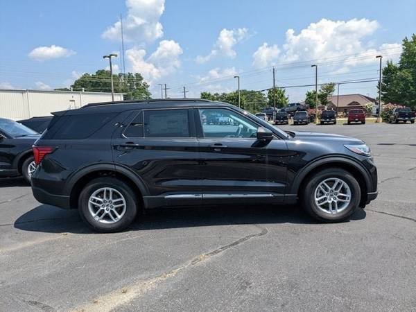 2025 *Ford* *Explorer* *Active RWD* - $44,300 (Legacy Ford)63620340878851122