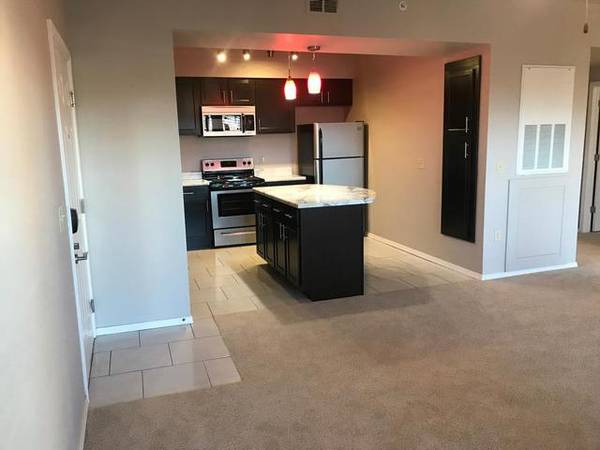 $1,305 / 2br - 1144ft2 - Gated Community, 2 BR/2 BA with Outdoor Pool & Fitness Center63806193993347120