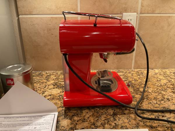 Illy X1 1935 anniversary edition like new - $160 (Ferndale)63435845347843122