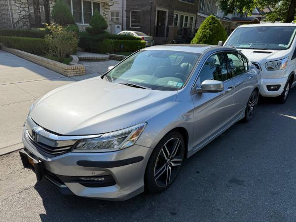 2017 Honda Accord Touring with 59,000mi - $23,00063469898481283120