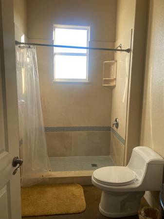 $850 / 1br - Private bedroom & bathroom in executive home (SW Palm Bay)63923537803395122