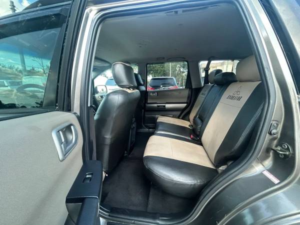 2005 Mitsubishi Endeavor XLS Sport - Photo 9
