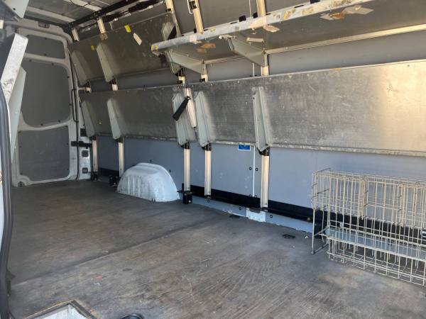 2011 Mercedes-Benz Sprinter 2500 Diesel 1 Owner - $6,900 (Largo)63443774256001124