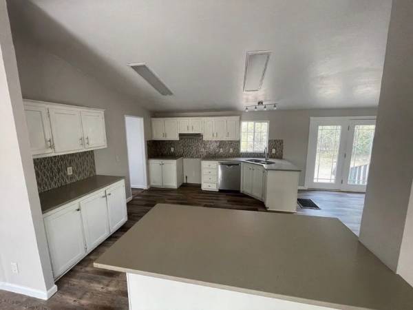 $1,350 / 3br - 1596ft2 - Charming manufactured home for rent (Tucson)63675116233345124