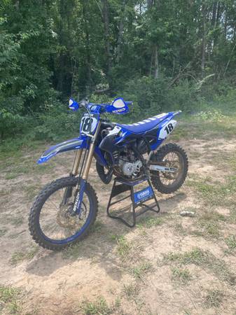 2025 Yamaha YZ 85 de ruedas grandes - $5,200 (Brandon)63470277713153120