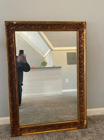 Mirror. 1