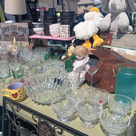 Yard sale photo