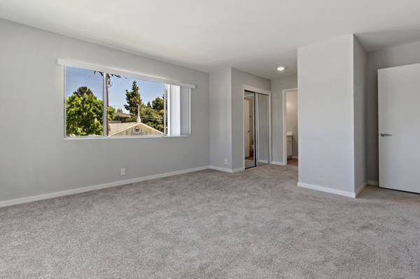 $2,595 / 516ft2 - ¡Ubicación conveniente! (vista a la montaña)63880131476481124