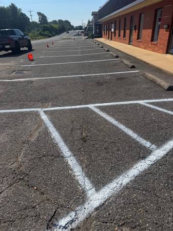 $4,500 / 3000ft2 - Office Building/ Showroom (Olive Branch)63612007519105122
