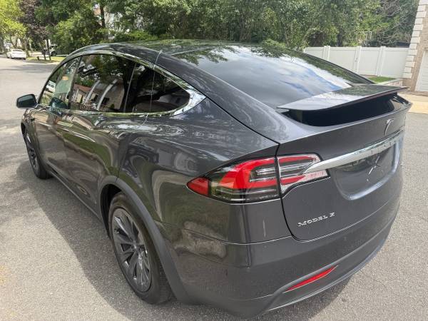 2018 Tesla Model X - $24,900 (Staten Island)63654708654211121