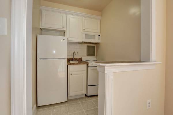 $1,649 / 1br - 400ft2 - 1/bd, Large Closets, Deco Soaking Tubs (1660 Lanier Place Northwest, Washington, DC)63896394038787121