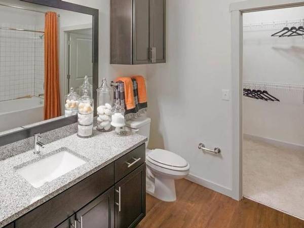 $1,783 / 1br - 793ft2 - Find Your Perfect Apartment at Ella! Schedule Your Tour Today! (Portland)64038886396801124