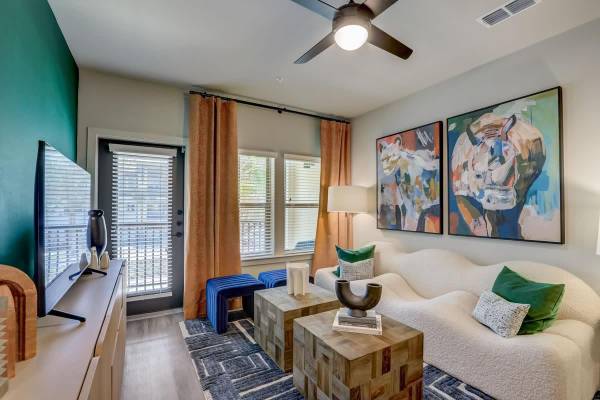 $1,550 / 1br - 846ft2 - Double-Sink Bathroom Vanity*, Full-Size Washer and Dryer (Downtown Wellen Park Venice, Florida)63791154624641123
