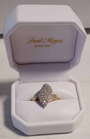 Vintage Estate Jewelry 14k Gold And Diamond Ring 5.63 GTW Size 9 1