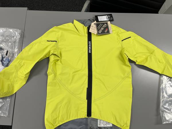 GoreWear Spinshift Jacket Mens (Size M) 1