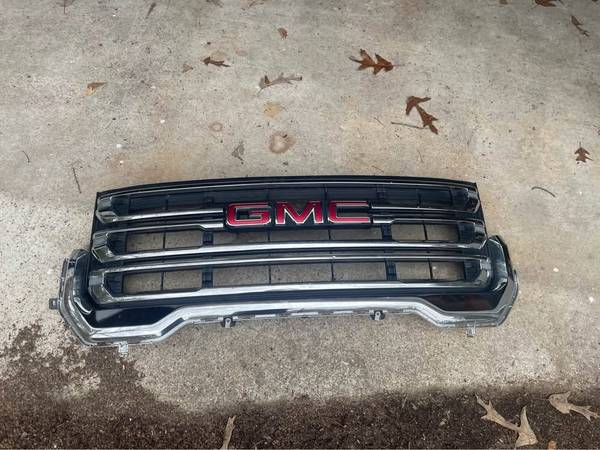 2020-2023 GMC Acadia Front Bumper Upper Grill Chrome 1