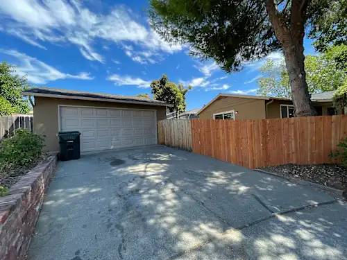 $1,895 / 3br - 1538ft2 - This home comes fully loaded with quality (corte madera)63785477157121123