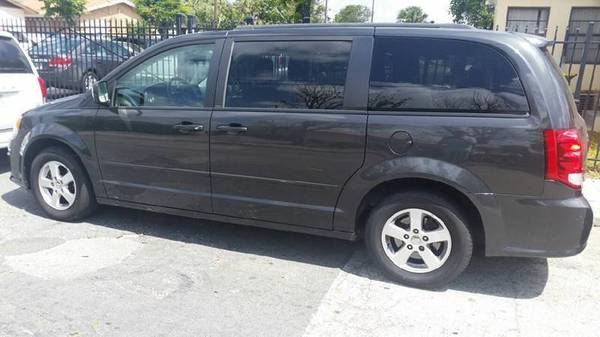 2012 Dodge Grand Caravan SXT * WEEKLY RENTALS AVAILABLE * - $5,000 (Lake Worth)63469735149825123