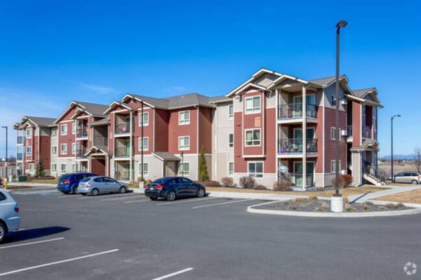 $1,270 / 2br - Airway Heights WA, Built-In Microwave, 2BD 2BA (10913 W 6th Ave, Airway Heights, WA)63969876534147120