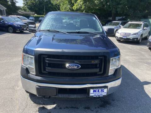 2014 Ford F150 XL 4x4 ¡Neumáticos y frenos nuevos! - $14,876 (HUDSON FALLS)63441376668675121