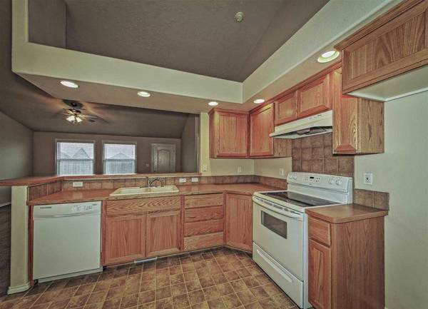 $1,895 / 3br - 1232ft2 - 18426 Viceroy Pl Nampa - Casa luminosa y brillante en Nampa! 18426/E (Nampa)63794895292547123