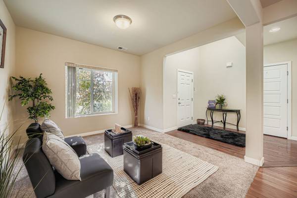 $585,000 / 5br - 2672ft2 - OPEN House- Large & luxurious NEW listing in Puyallup- hot tub, A/C+ (Puyallup)64165801071875121