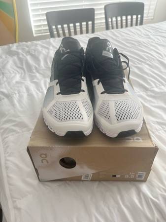 On Running Cloud X Shoes – Men’s 9.5 – Brand New w/ Box (Black/White) 1