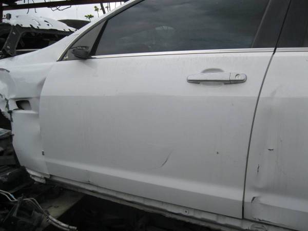 08-09 G8 Left front door 1