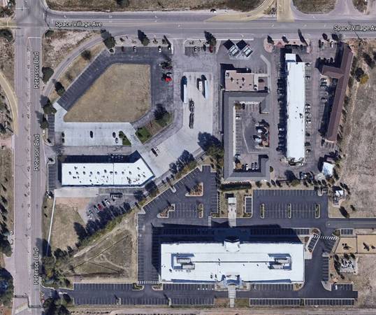 $1,800 / 1200ft2 - Retail Space by Peterson AFB63687084380289121