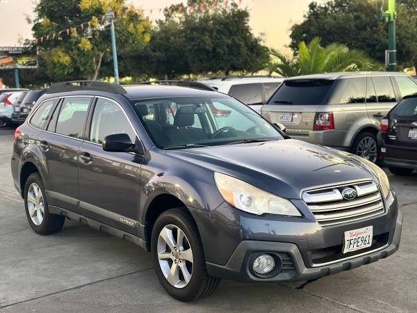 2014 Subaru Outback 2.5i Wagon 4D "Financing available" - $11,000 (hayward / castro valley)63469635161347121