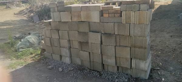 10 " concrete block 1