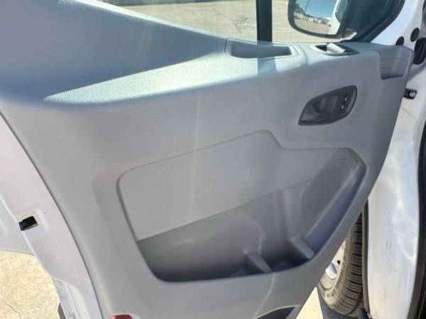 2015 Ford Transit - Photo 10