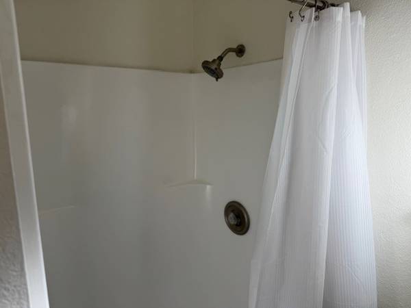 $1,000 / 248ft2 - Estudio amueblado y remodelado independiente en alquiler (Morongo Valley)63668370853891122