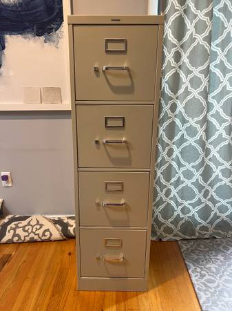 HON 4 drawer hanging file cabinet 1