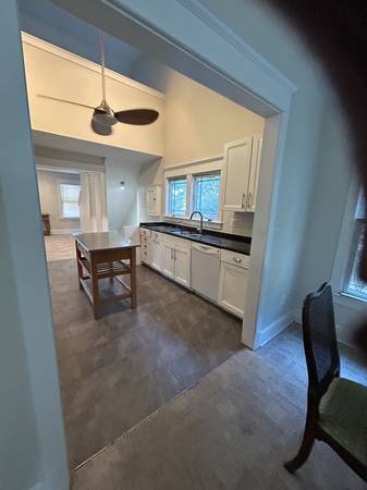 $1,950 / 2br - 2000ft2 - Large Cambridge Md home for Rent (Cambridge, MD)63806889854211122